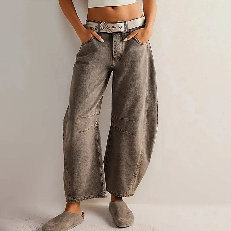 Women’s Wide-Leg High-Waisted Jeans