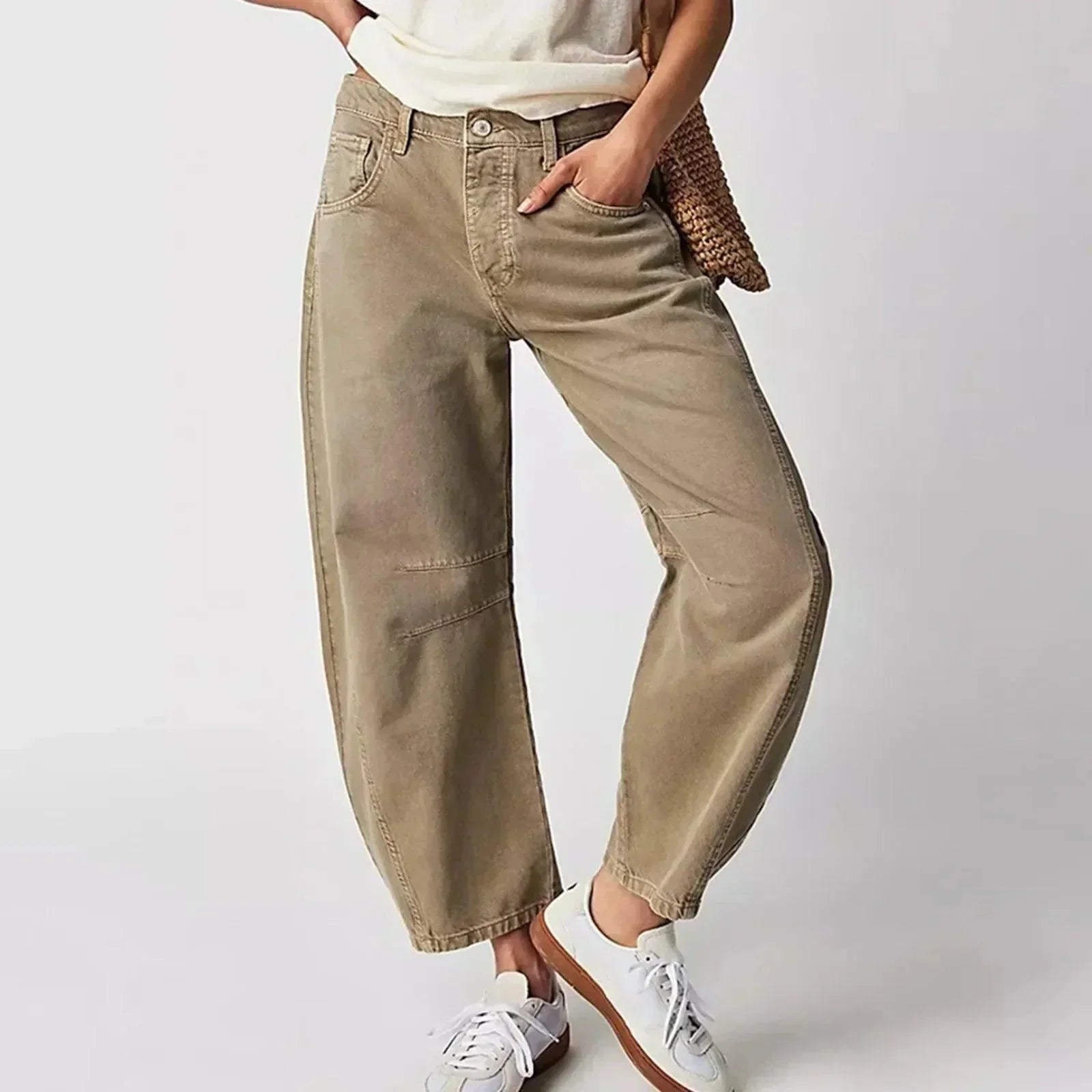 Women’s Wide-Leg High-Waisted Jeans